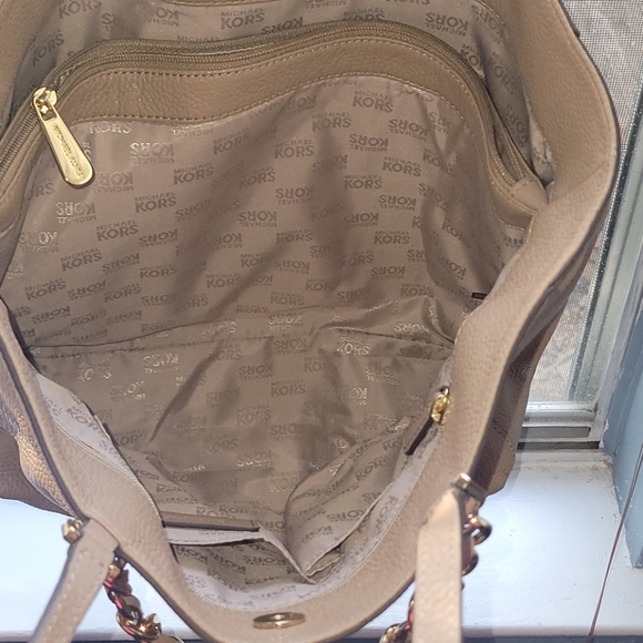 Michael Kors Bag - Picture 2 of 4